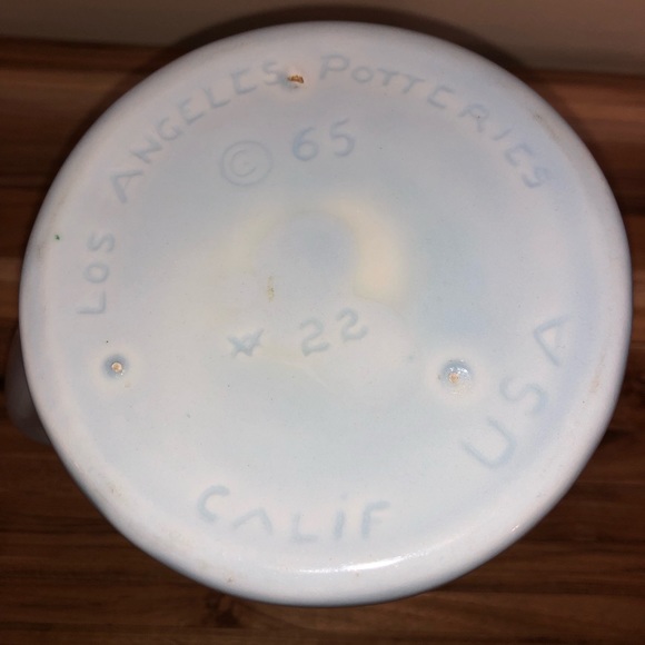 Vintage pitcher by Los Angeles Potteries - Picture 7 of 11